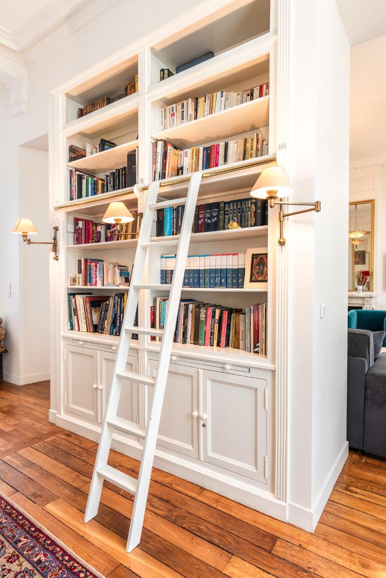 Apartment Luxury Typical Parisian Flat - 5 Min From Louvre Paris